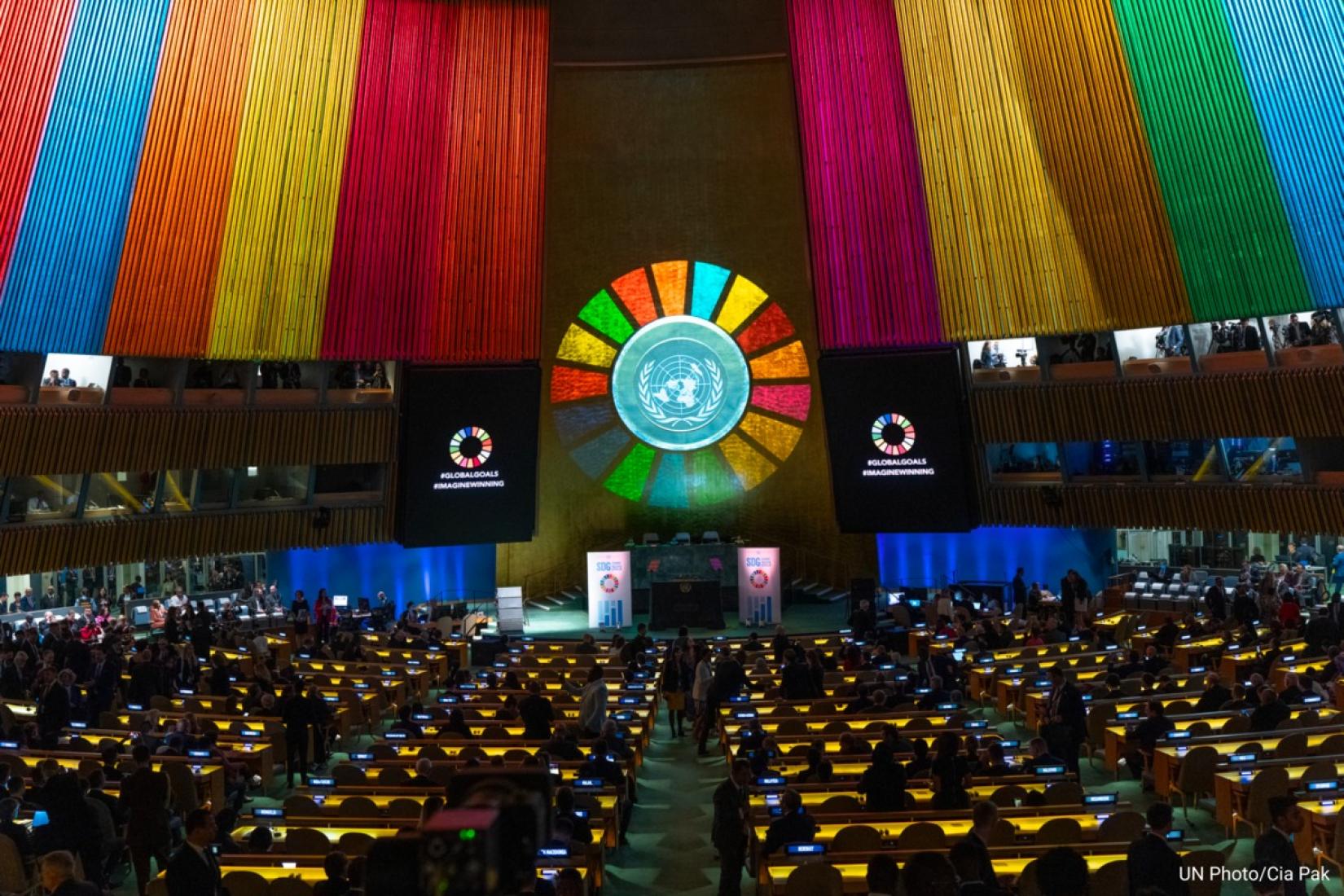 Responding to cascading global crises, SDG Summit launches new phase of